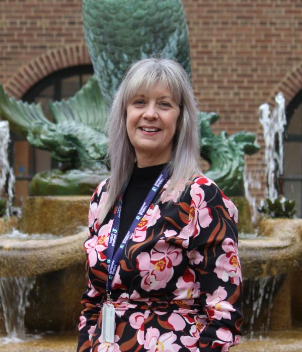 A picture of Jo Thomas