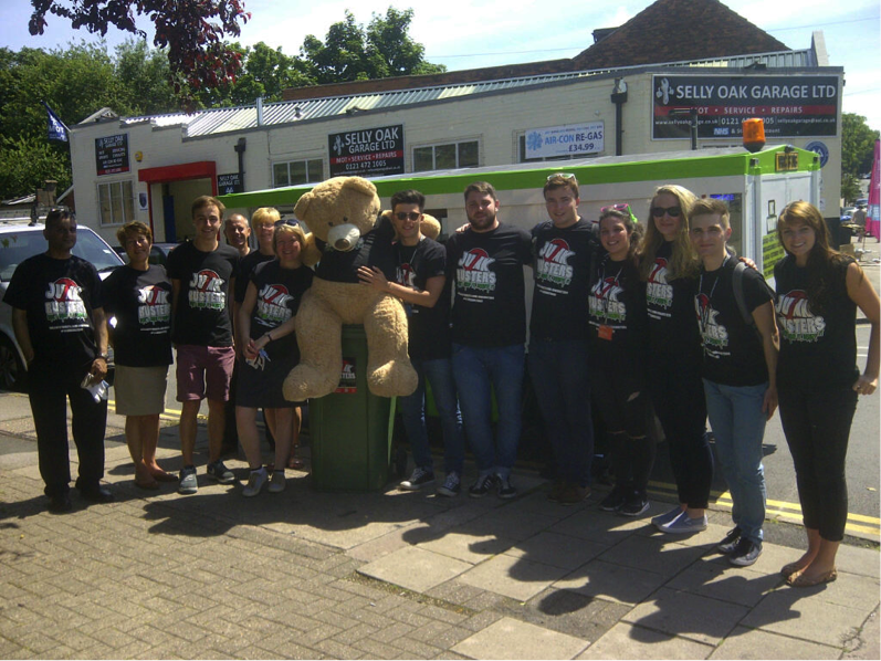 Junkbusters Officer and staff out collecting in the local community